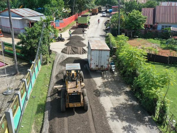 Rekonstruksi Ruas Minasatene Sedang Berjalan, Gubernur Berharap Bisa Geliatkan Ekonomi Masyarakat